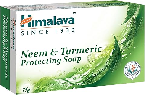 Himalaya Herbals Protecting Neem and Turmeric Soap, 75gm